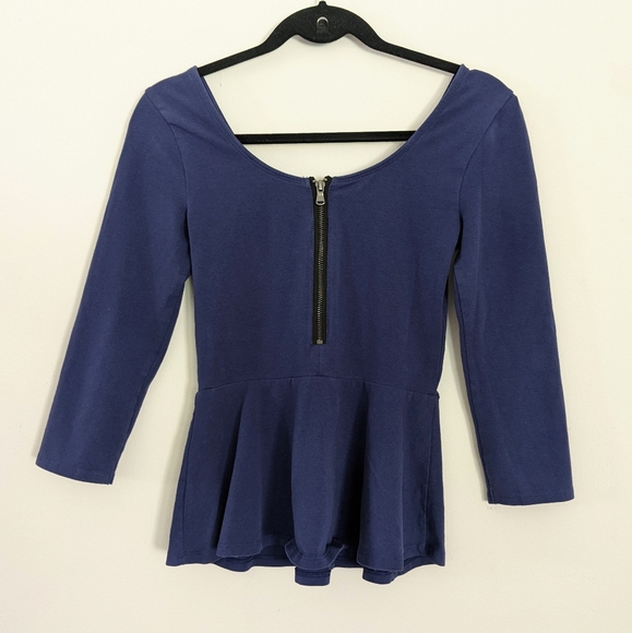 Express Scoop-neck Peplum Top - Picture 4 of 7